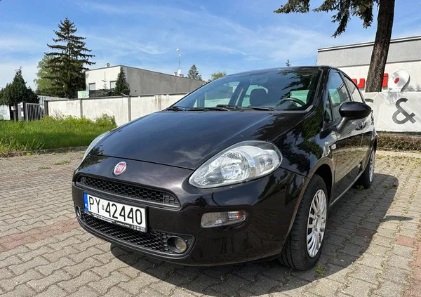 fiat punto wielkopolskie Fiat Punto cena 17900 przebieg: 173400, rok produkcji 2013 z Poznań